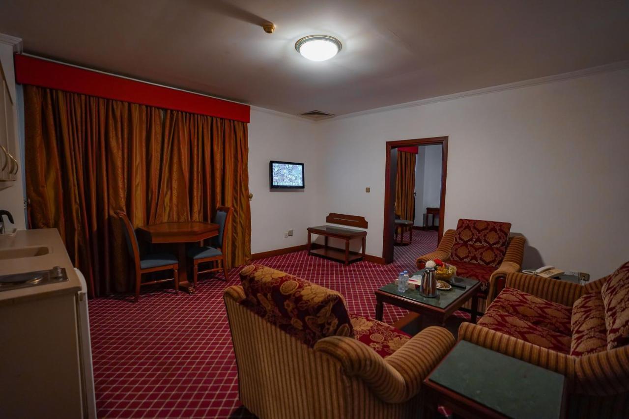 Ambassador Hotel 4*